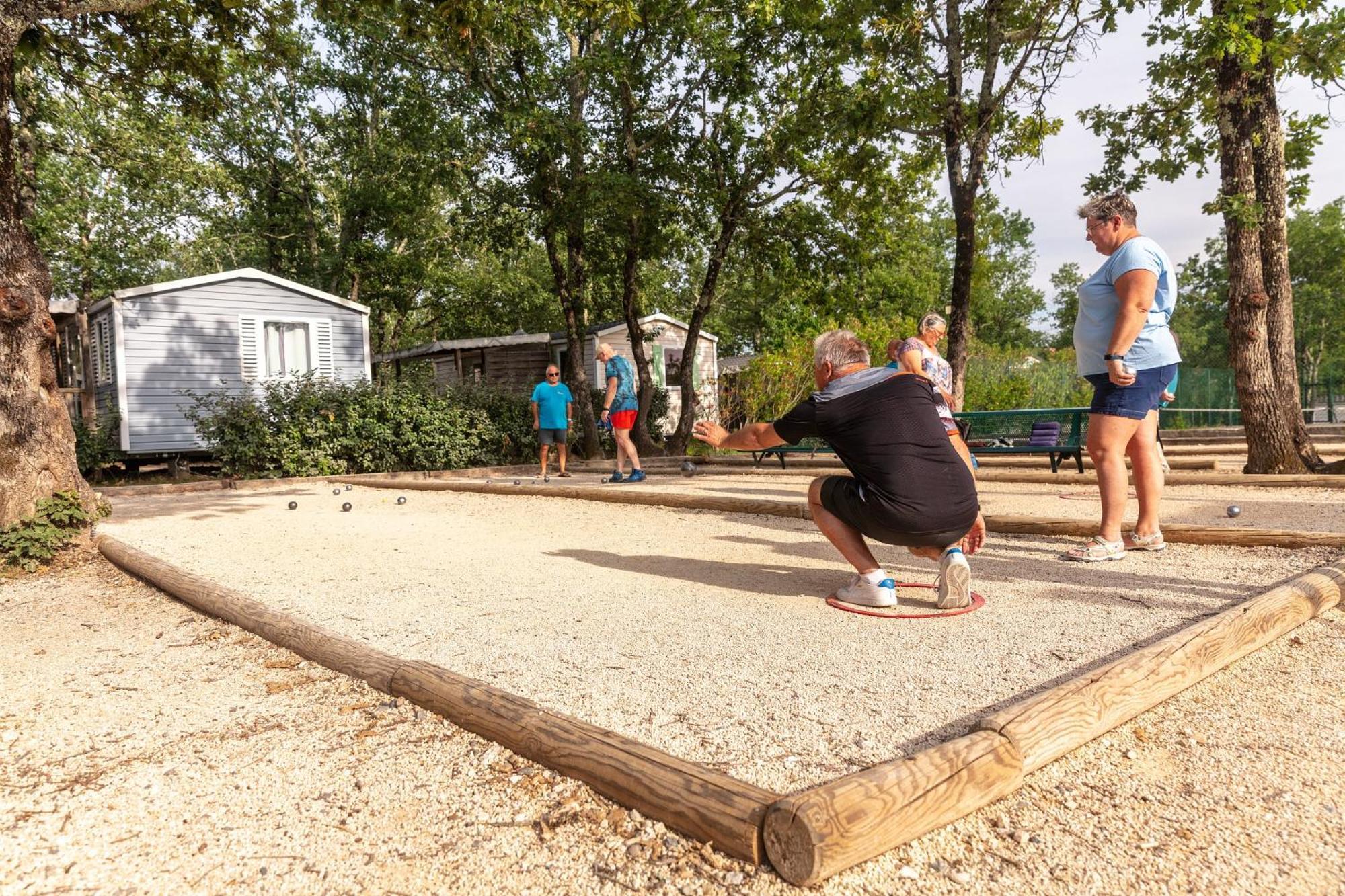 Camping Domaine De Chaussy ラゴルス エクステリア 写真