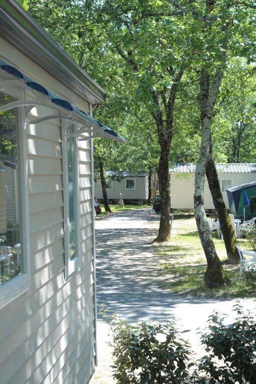 Camping Domaine De Chaussy ラゴルス エクステリア 写真